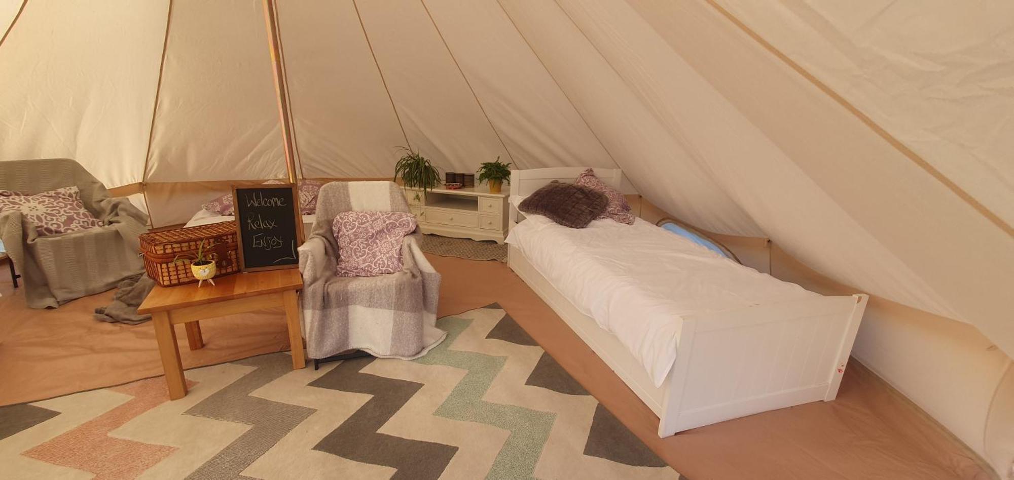 Trevena Cross Glamping & Camping 헬스턴 외부 사진