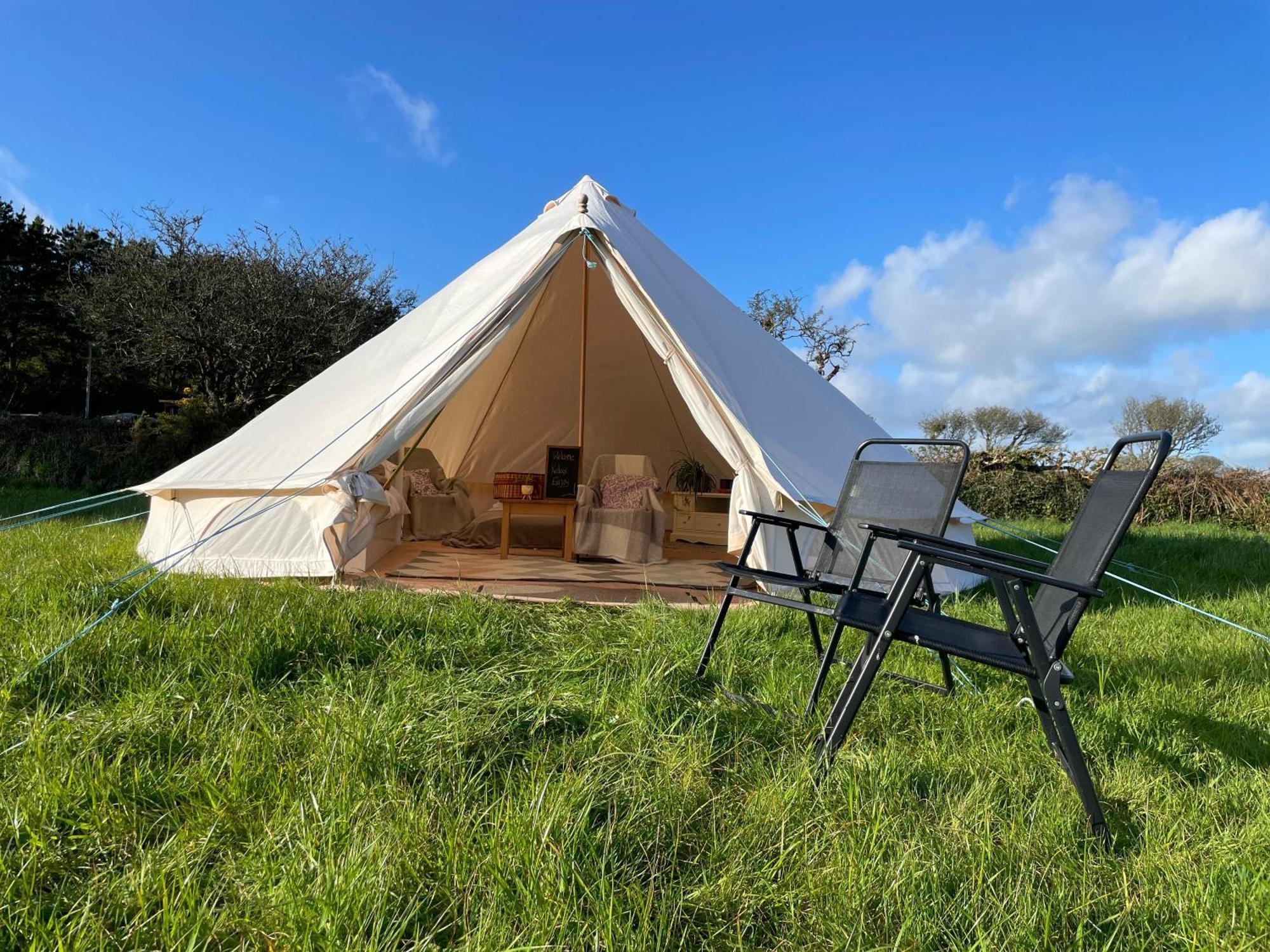 Trevena Cross Glamping & Camping 헬스턴 외부 사진