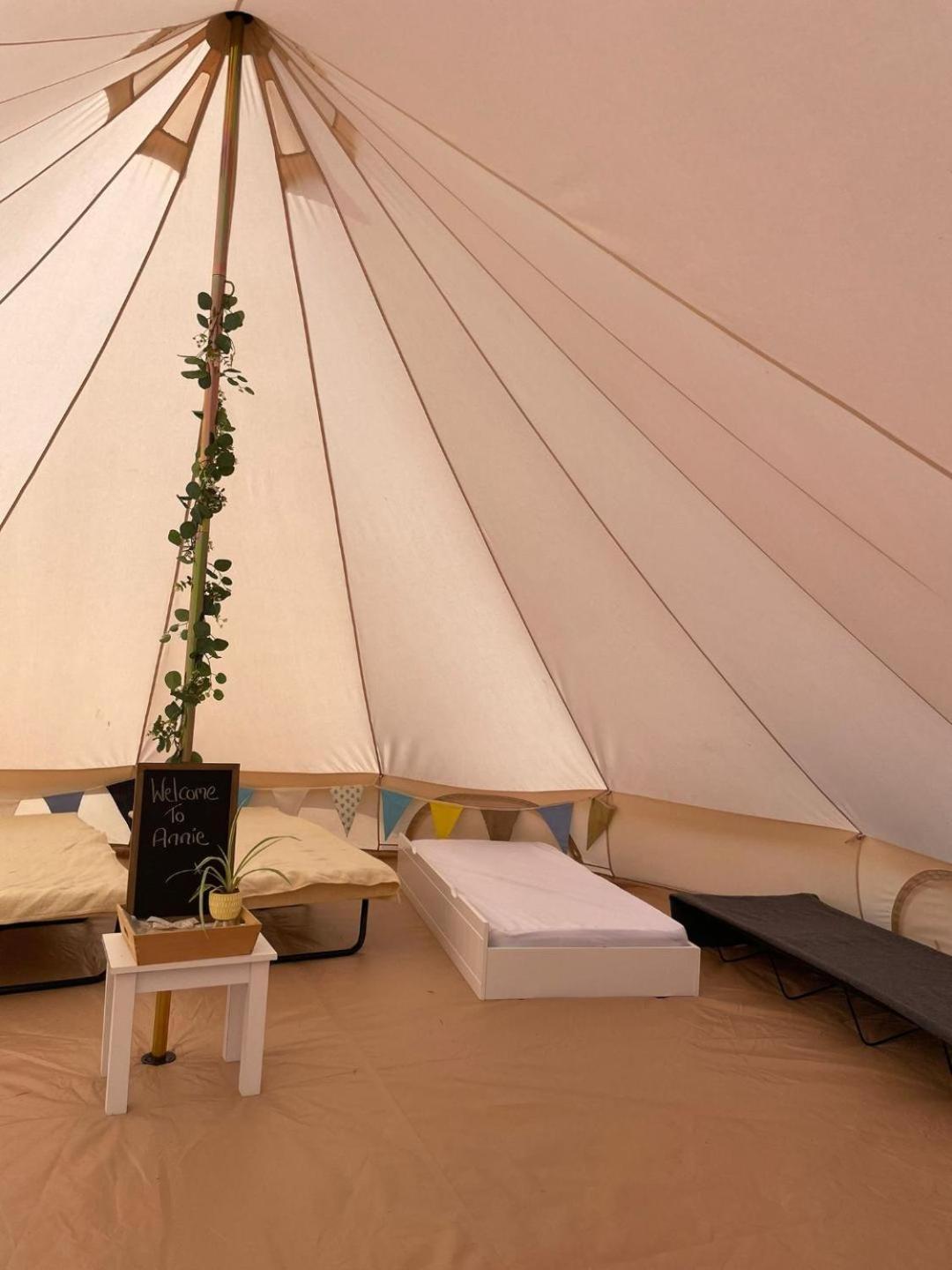 Trevena Cross Glamping & Camping 헬스턴 외부 사진