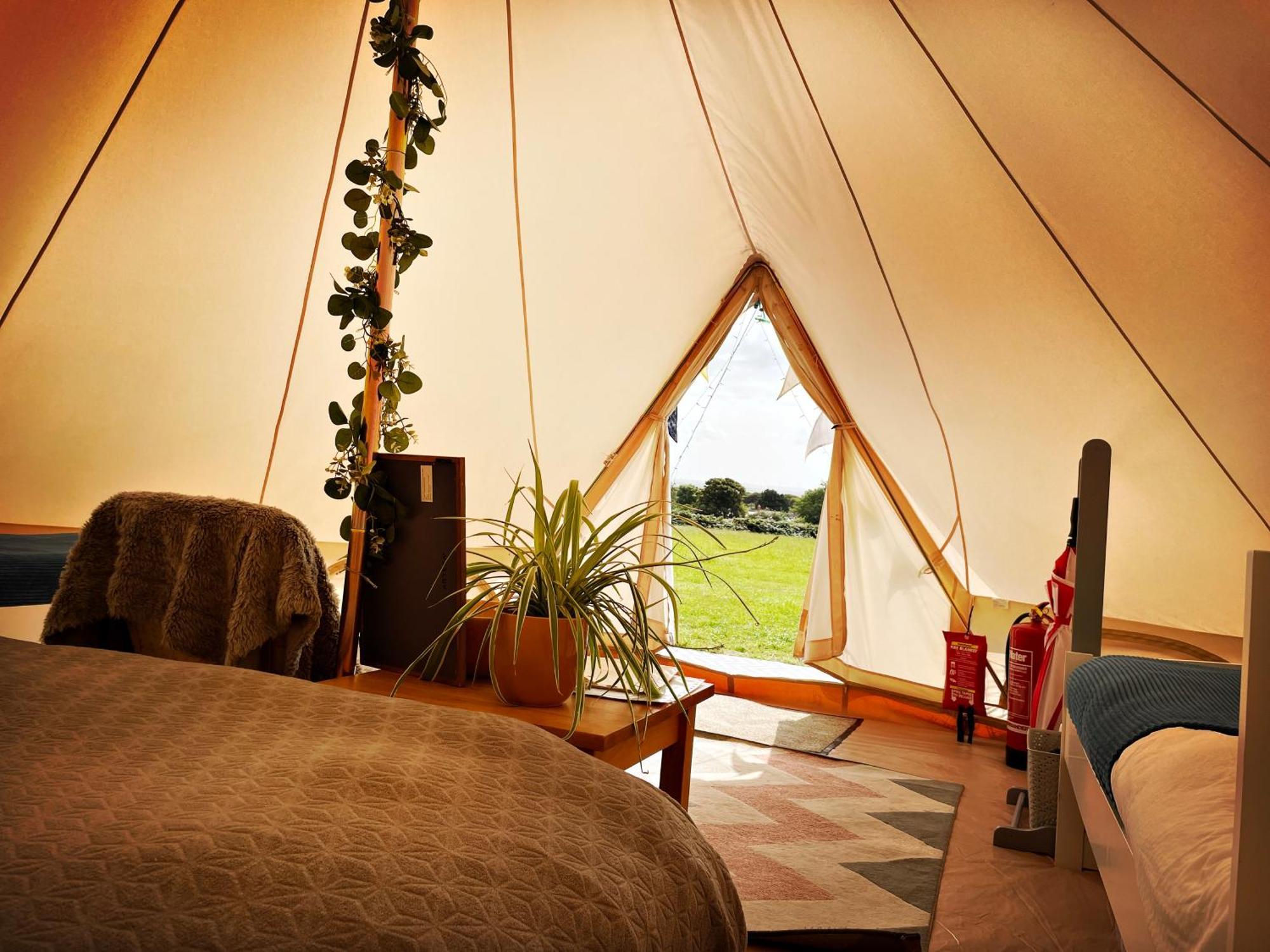Trevena Cross Glamping & Camping 헬스턴 외부 사진