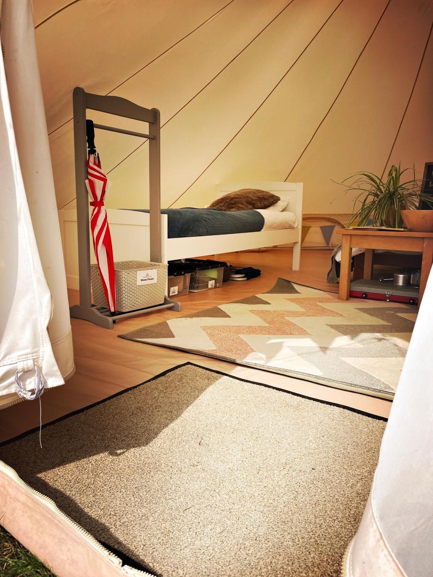 Trevena Cross Glamping & Camping 헬스턴 외부 사진